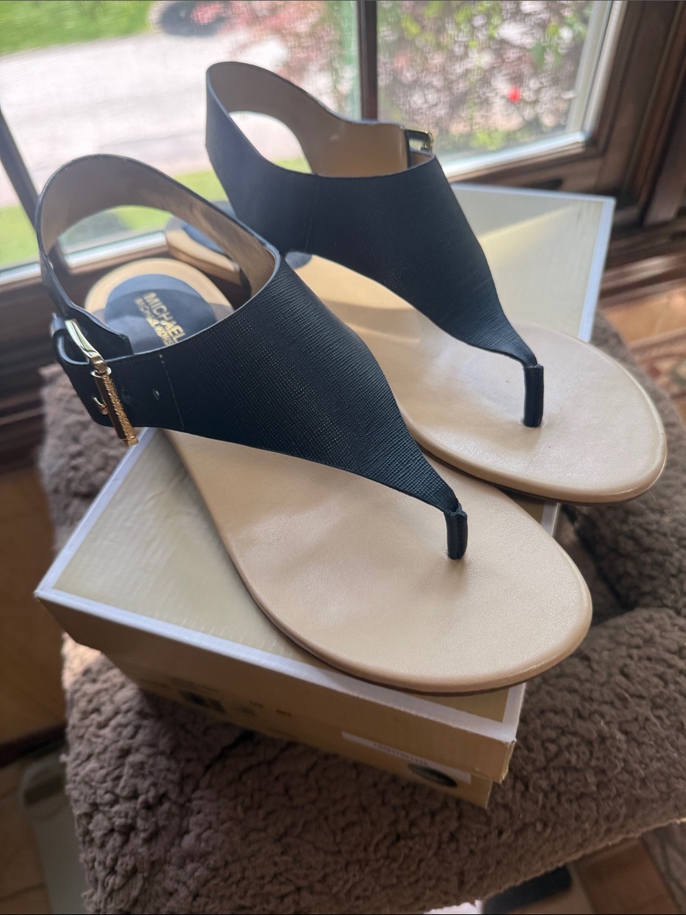 Michael Kors Admiral Blue Thong Sandals with Beige Footbed and Gold Buckle